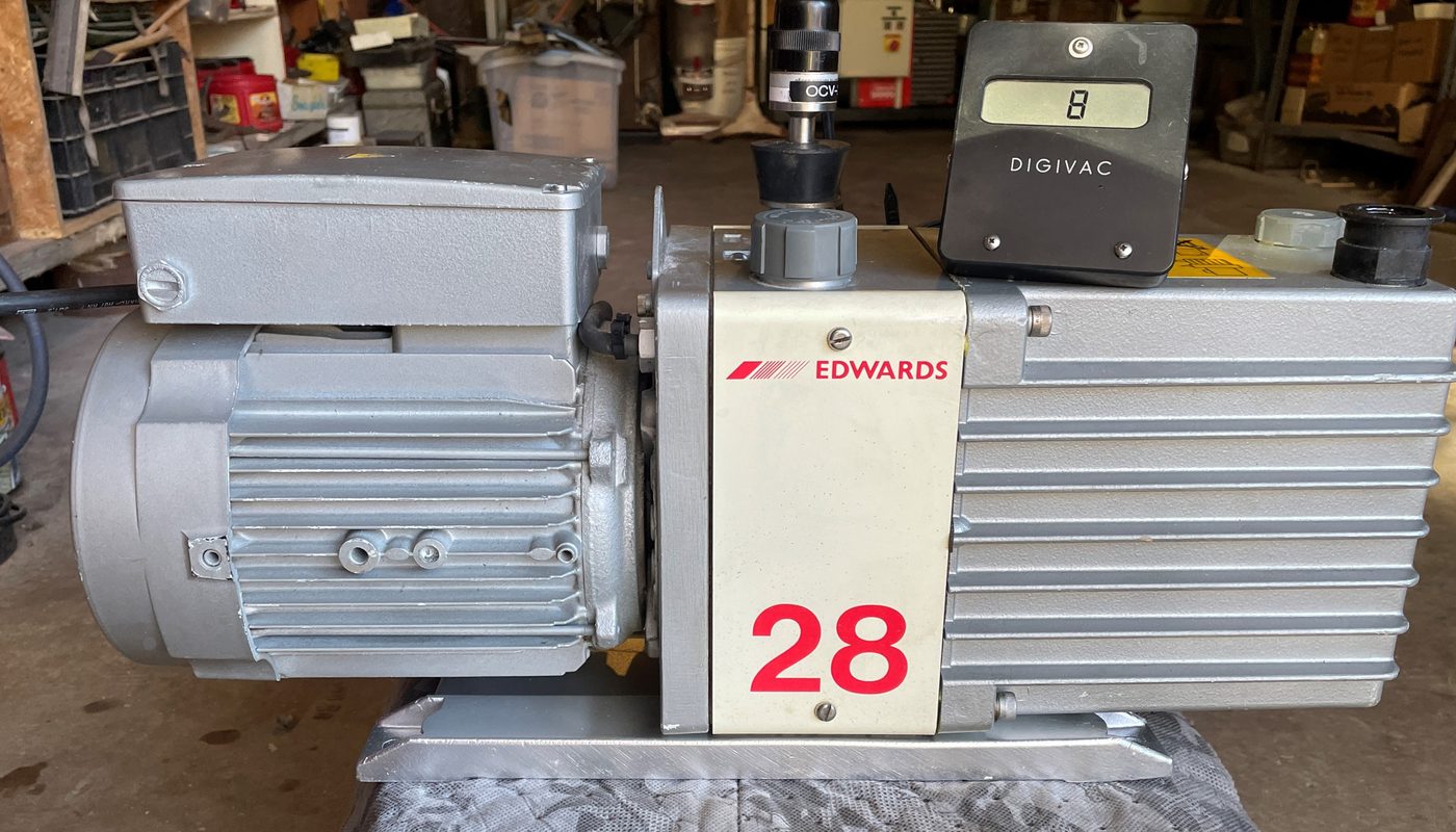 Edwards E2M28 — 22 CFM vacuum pump