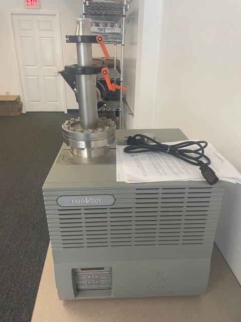 Varian V-301 Turbo Station vacuum pump